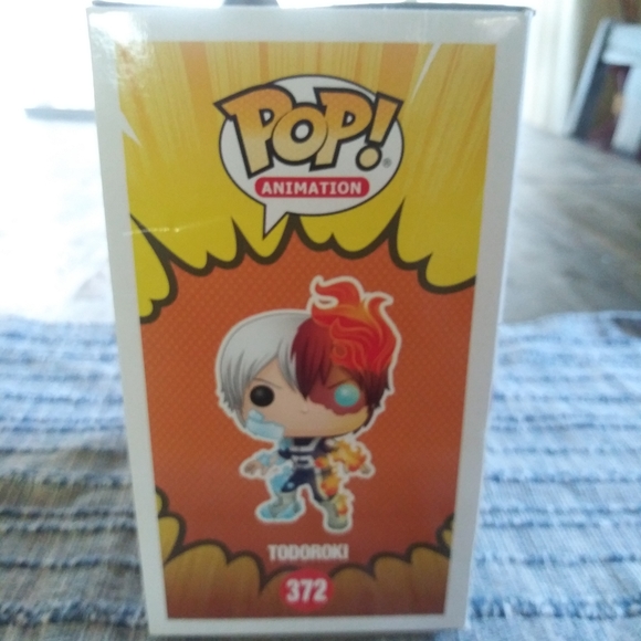 Funko POP! Animation My Hero Academia Todoroki 372 - Picture 5 of 6